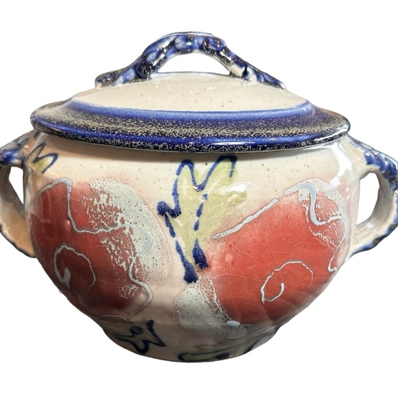 BEAUTIFUL ARTISAN MADE POTTERY SOUP TUREEN - Picture 6 of 11